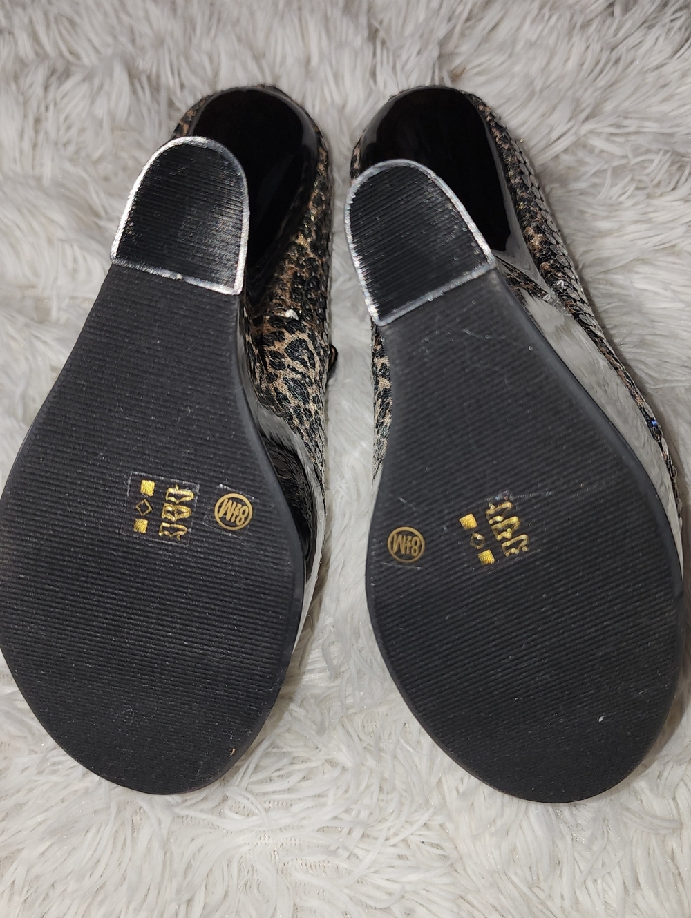 Chinese Laundry Leopard Sequin Heel-less Platform Wedge - Picture 5 of 11